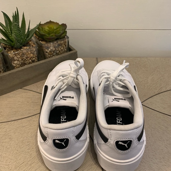 NWOT: Puma Woman’s 8.5 Serve Pro Lite Lace-Up Sneakers In White - Picture 5 of 10